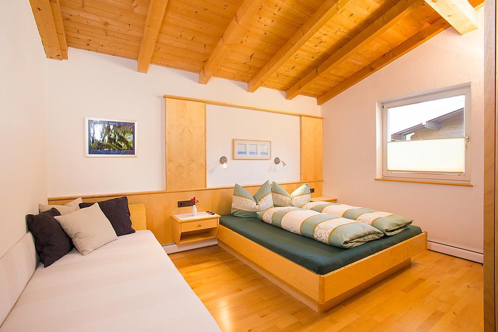 Appartement Aqua Langenfeld Room photo